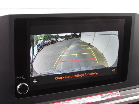 Certified 2025 Toyota 4Runner SR5 RWD image 31