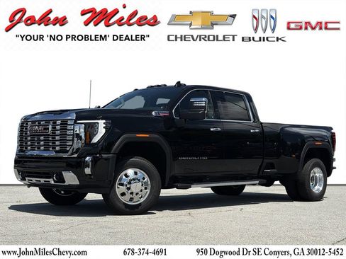 New 2026 GMC Sierra 3500 Denali w/ Denali Reserve Package AWD/4WD image 1