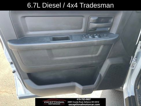 Used 2022 RAM 2500 Tradesman w/ Chrome Appearance Group image 12
