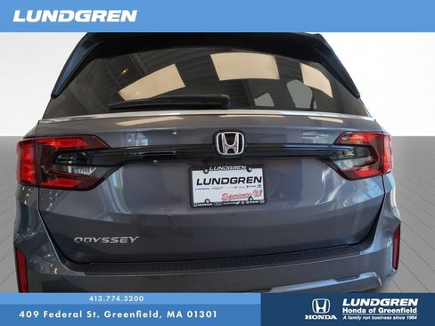 Used 2025 Honda Odyssey EX-L image 8