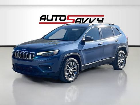 Used 2021 Jeep Cherokee Latitude Plus FWD image 3
