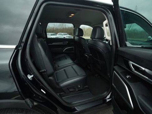 Used 2020 Kia Telluride LX image 21