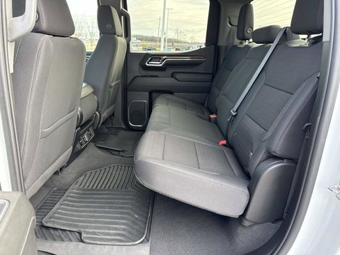 Used 2024 Chevrolet Silverado 1500 LT image 23