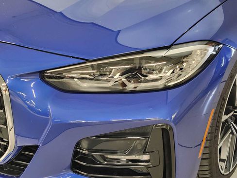 Used 2021 BMW 430i Coupe w/ M Sport Package RWD image 23