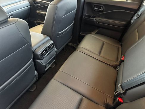 Used 2025 Honda Ridgeline RTL image 9