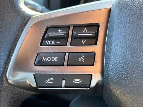 Used 2015 Subaru Forester 2.5i w/ Alloy Wheel Package image 21