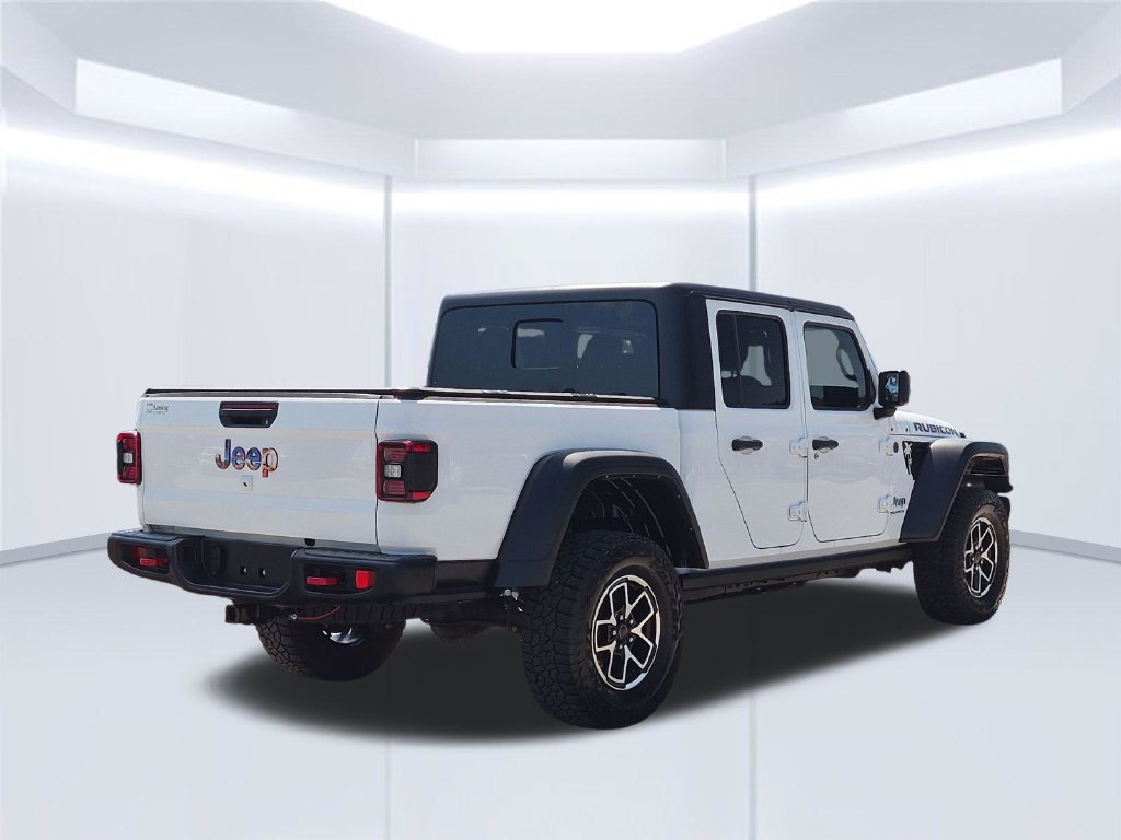 Used 2024 Jeep Gladiator Rubicon w/ Convenience Group AWD/4WD image 6