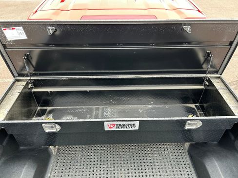 Used 2024 Chevrolet Silverado 1500 Custom Trail Boss w/ LPO, Dark Essentials Package image 6