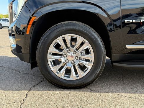 Used 2025 GMC Yukon XL Denali image 8