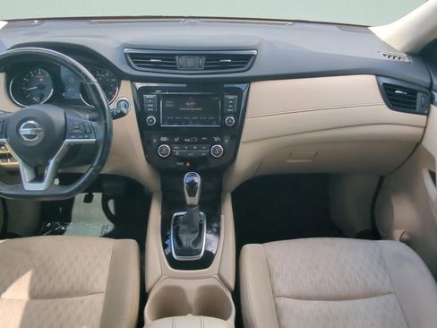 Certified 2020 Nissan Rogue SV image 14