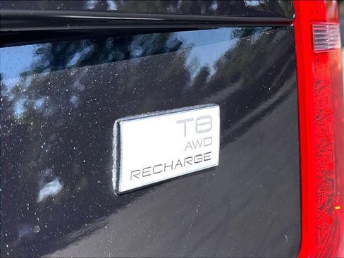 Used 2024 Volvo XC90 T8 Ultimate w/ Protection Package Premier AWD/4WD image 11