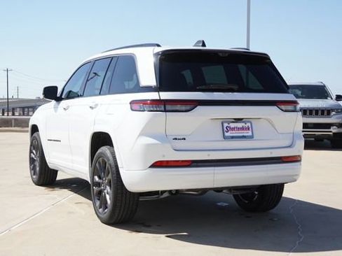 New 2026 Jeep Grand Cherokee Limited AWD/4WD image 7