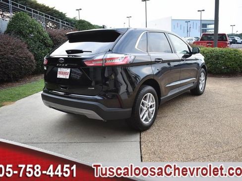 Used 2024 Ford Edge SEL image 10