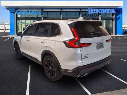 Certified 2025 Honda CR-V Sport Touring image 3