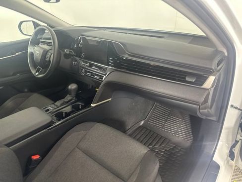 Used 2025 Toyota Camry LE w/ Convenience Package AWD/4WD image 28