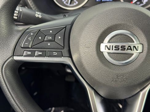 Used 2023 Nissan Sentra S image 19