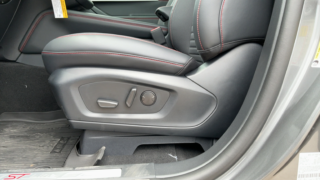 New 2026 Ford Explorer ST-Line RWD image 18