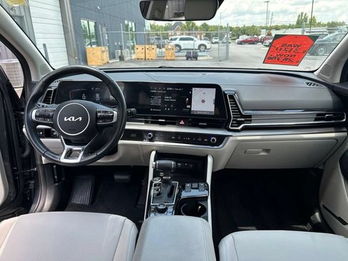 Used 2024 Kia Sportage EX FWD image 23