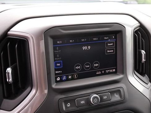 Used 2022 Chevrolet Silverado 2500 Custom w/ Custom Value Package AWD/4WD image 14