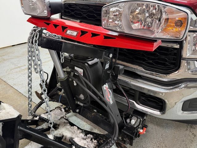 Used 2024 RAM 2500 Tradesman w/ Chrome Appearance Group AWD/4WD image 10