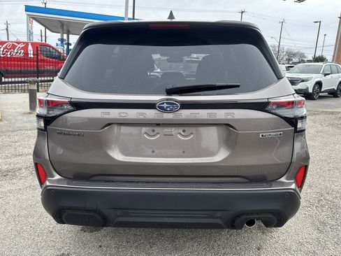 Certified 2025 Subaru Forester Touring image 4