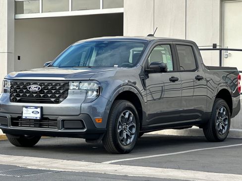 New 2026 Ford Maverick XLT w/ XLT Luxury Package AWD/4WD image 7