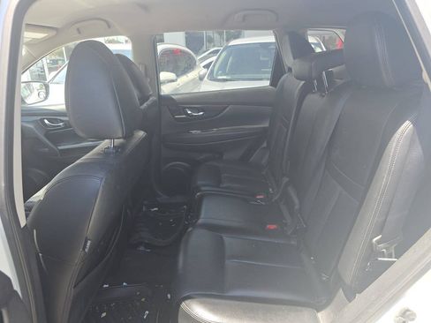 Used 2018 Nissan Rogue SL AWD/4WD image 4