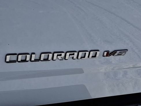 Used 2018 Chevrolet Colorado W/T w/ WT Convenience Package image 32