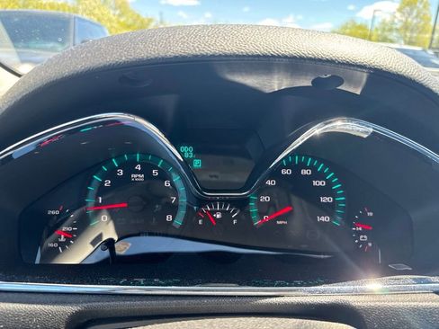 Used 2016 Chevrolet Traverse LT w/ Style and Technology Package AWD/4WD image 19