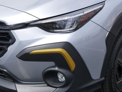 Used 2025 Subaru Crosstrek 2.5i Sport AWD/4WD image 16