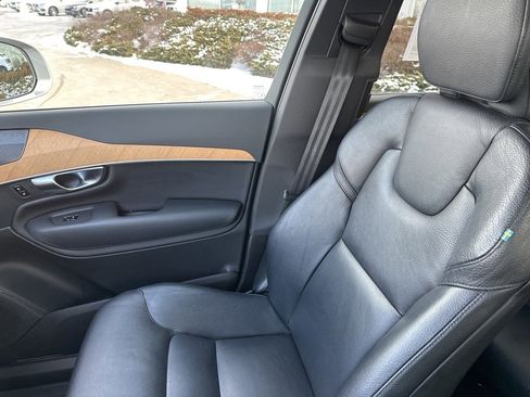 Certified 2023 Volvo XC90 B5 Plus w/ Protection Package Premier image 36