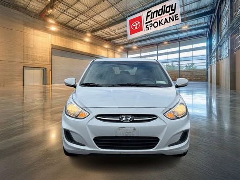Used 2017 Hyundai Accent SE image 2