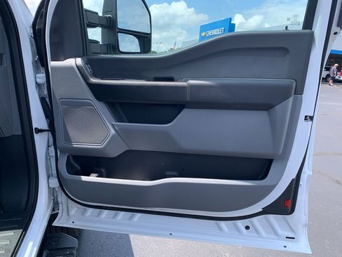 Used 2023 Ford F350 XL w/ Snow Plow Prep Package image 29