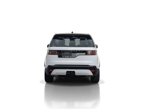 Used 2025 Land Rover Discovery Dynamic SE AWD/4WD image 7