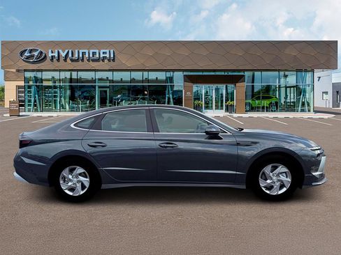 New 2026 Hyundai Sonata SE image 9