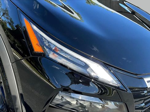 New 2026 Nissan Rogue SV AWD/4WD image 13