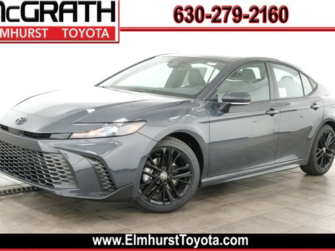 Certified 2026 Toyota Camry SE w/ Convenience Package image 1