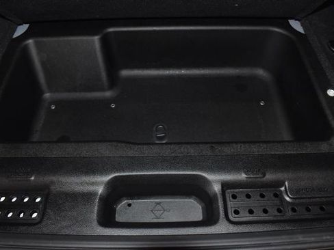 Used 2023 Jeep Wrangler Sahara image 33