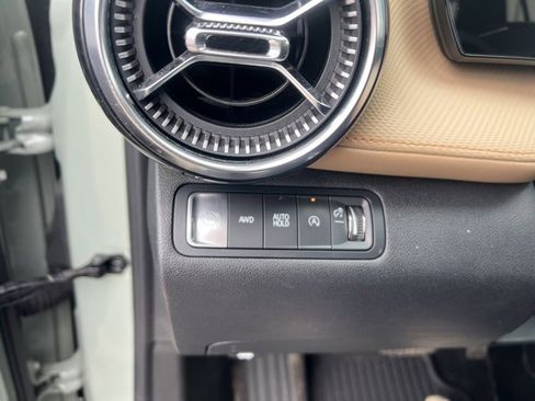 Certified 2025 Chevrolet Equinox ACTIV w/ Safety and Technology Package image 18