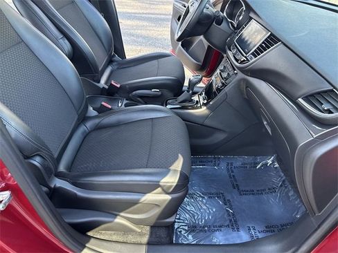 Used 2019 Buick Encore Preferred image 10