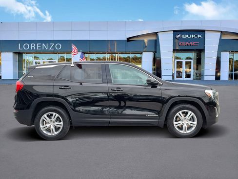 Used 2020 GMC Terrain SLE image 4