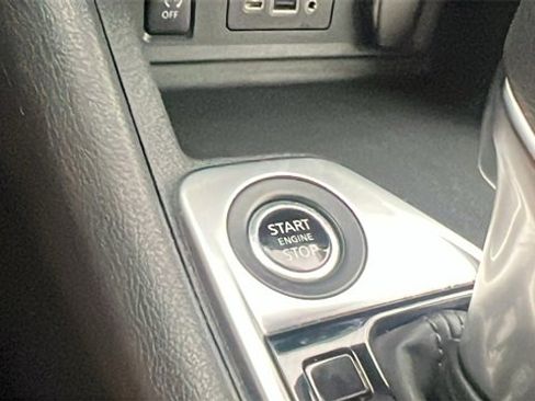 Used 2024 Nissan Sentra SV image 28