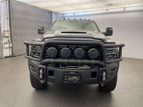 New 2026 RAM 2500 Limited AWD/4WD image 15