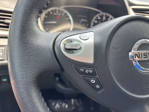 Used 2019 Nissan Sentra SV FWD image 15