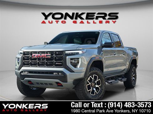 Used 2024 GMC Canyon AT4X image 2