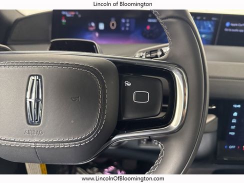 New 2025 Lincoln Navigator L Reserve w/ Jet Appearance Package image 33