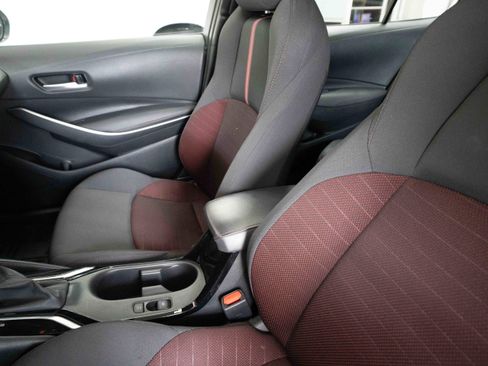 Used 2024 Toyota Corolla SE w/ SE Premium Package FWD image 10