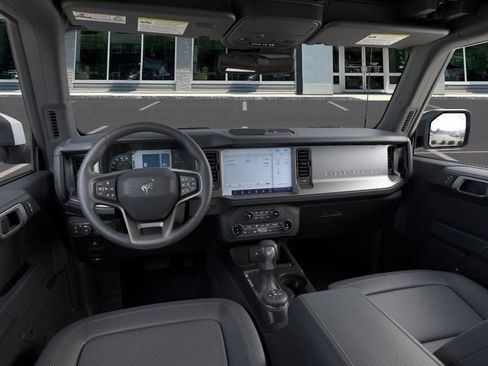 New 2025 Ford Bronco Outer Banks image 9
