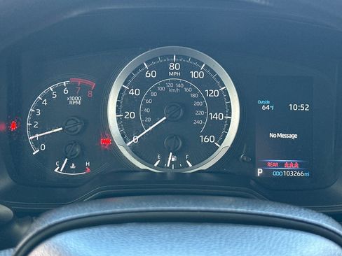 Used 2020 Toyota Corolla LE FWD image 23
