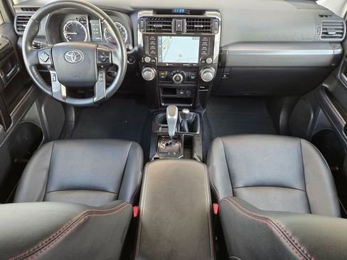 Used 2024 Toyota 4Runner TRD Off-Road Premium AWD/4WD image 15